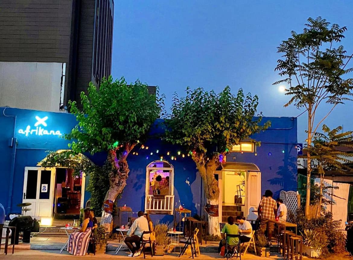 Τίτλοι τέλους για το Afrikana Jazz Bar, κατεβάζει ρολά