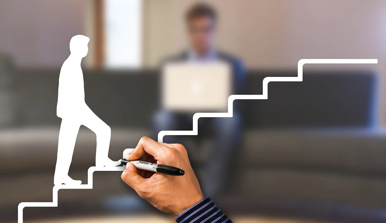 To «Ράδιο Αρβύλα» έφερε καινούργιο (και νέο) κοινό στην τηλεόραση