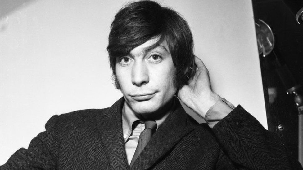 «Φόρος τιμής» στον Charlie Watts από τον Red 96.3