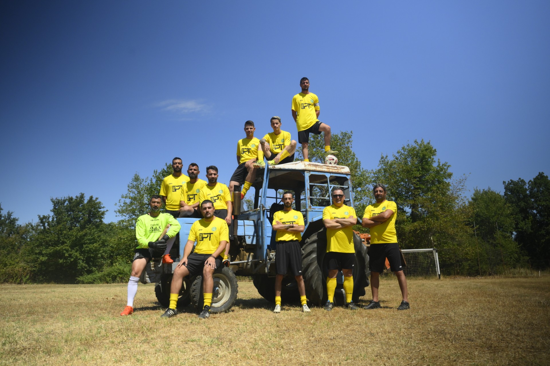 To τσίμπησε το Mega το «Βίλατζ Γιουνάιτεντ» της ΕΡΤ3