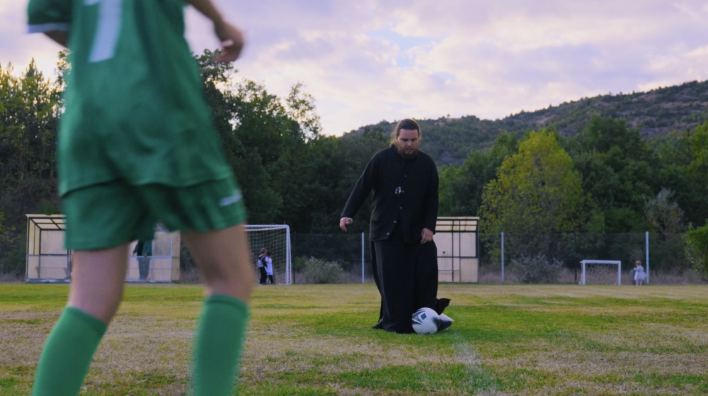 Όταν ένα κανάλι (Mega) δεν μπορεί να υποστηρίξει το προϊόν του (Βίλατζ Λιμπερταδόρες)